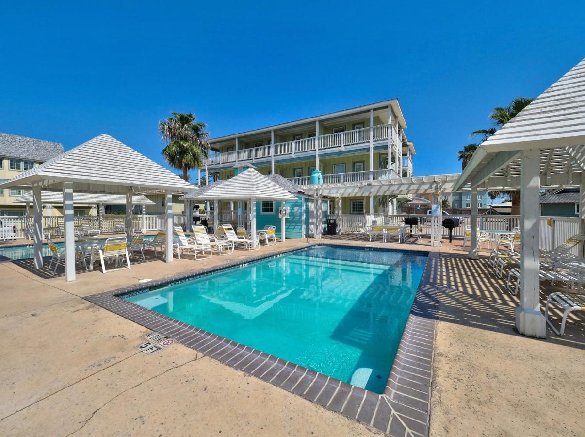 Seashell Village Resort near the beach — photo 1