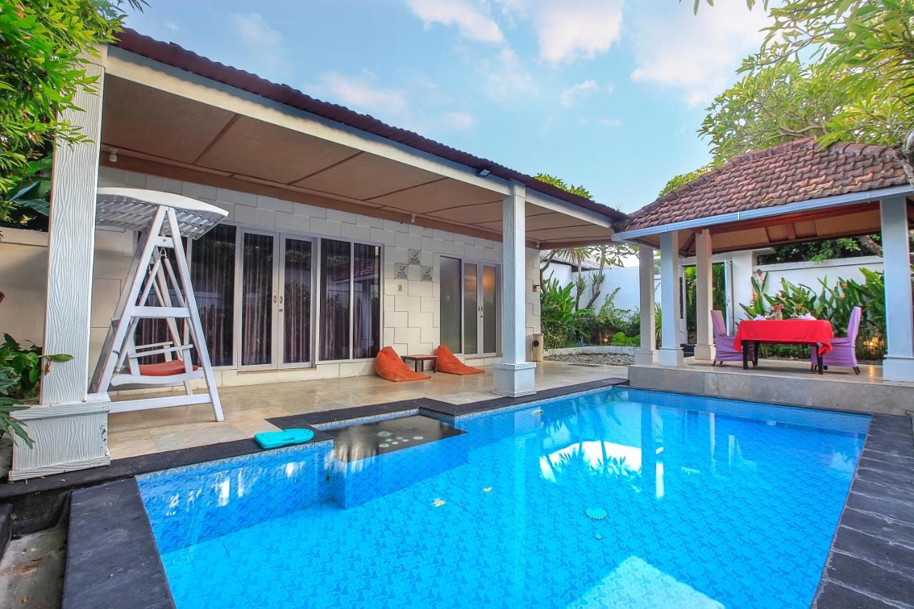 Romantic Private Villas Kuta Bali - 4