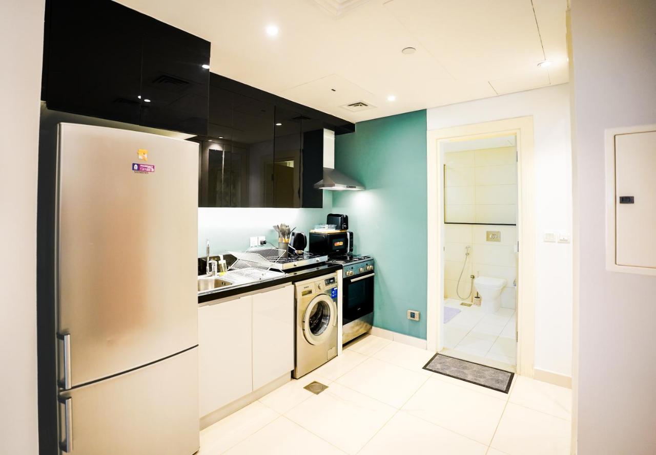 Escape24 Cozy Studio at Capital Bay near Burj Khalifa - 4