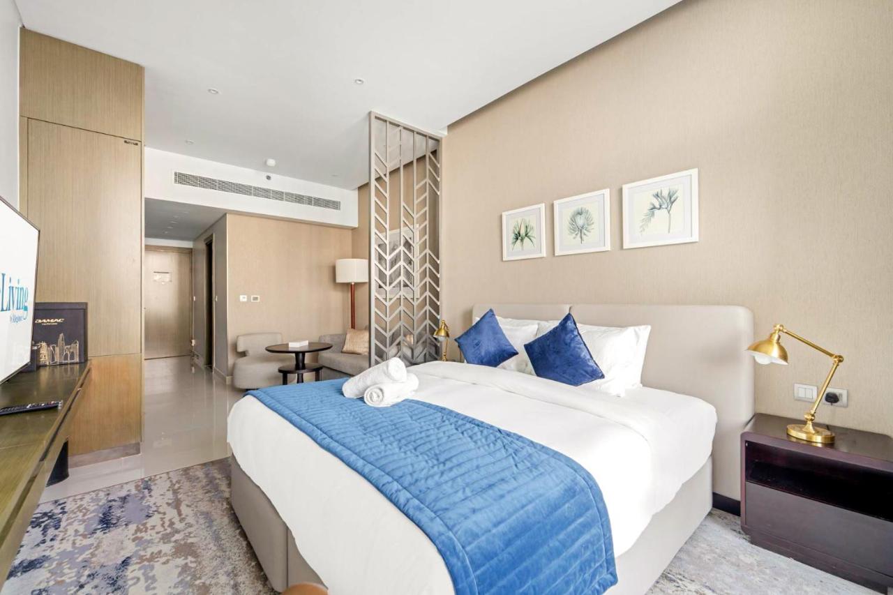 ALiving Elegant Studio with Balcony I Canal View I DAMAC Maison Prive- 706B - 2