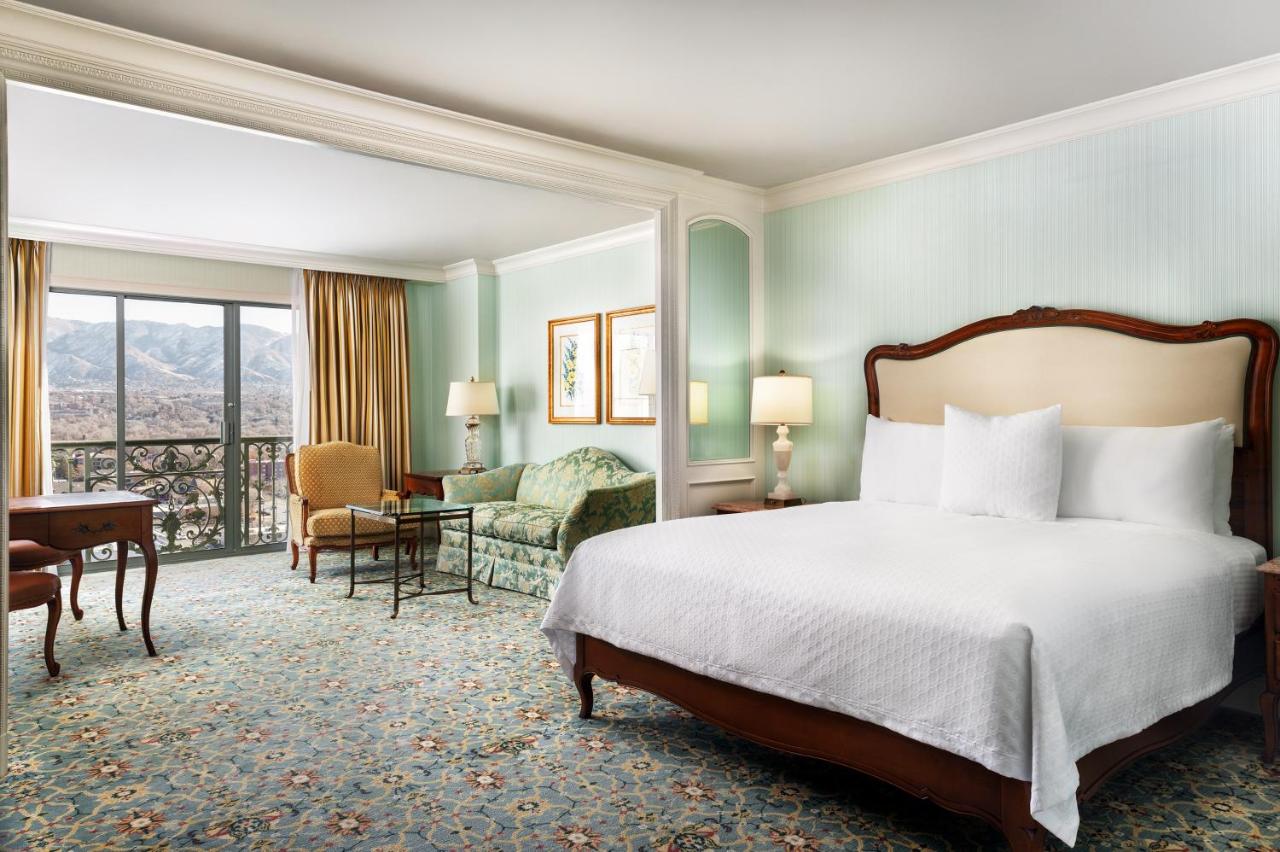 Grand America Hotel — photo 2
