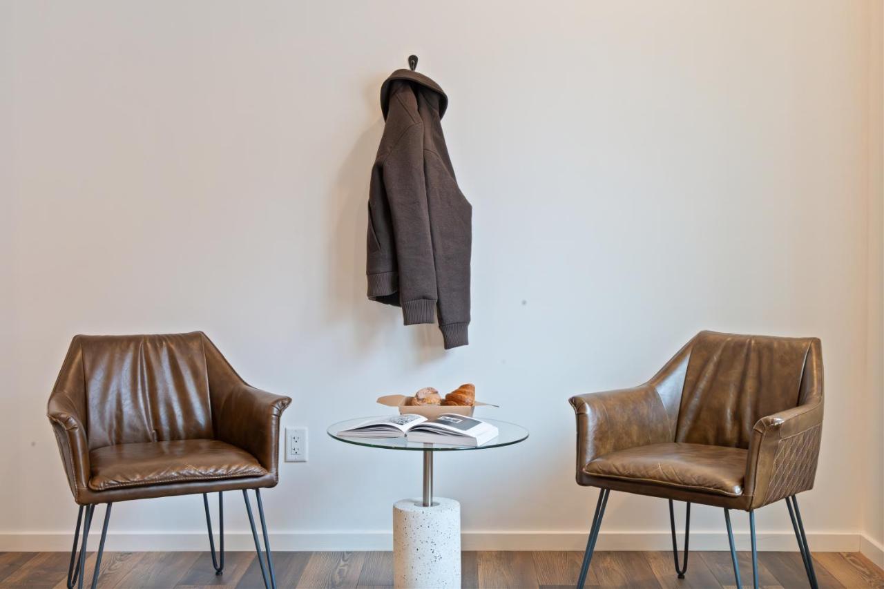 Sosuite at The Queen - Queen Village — photo 16