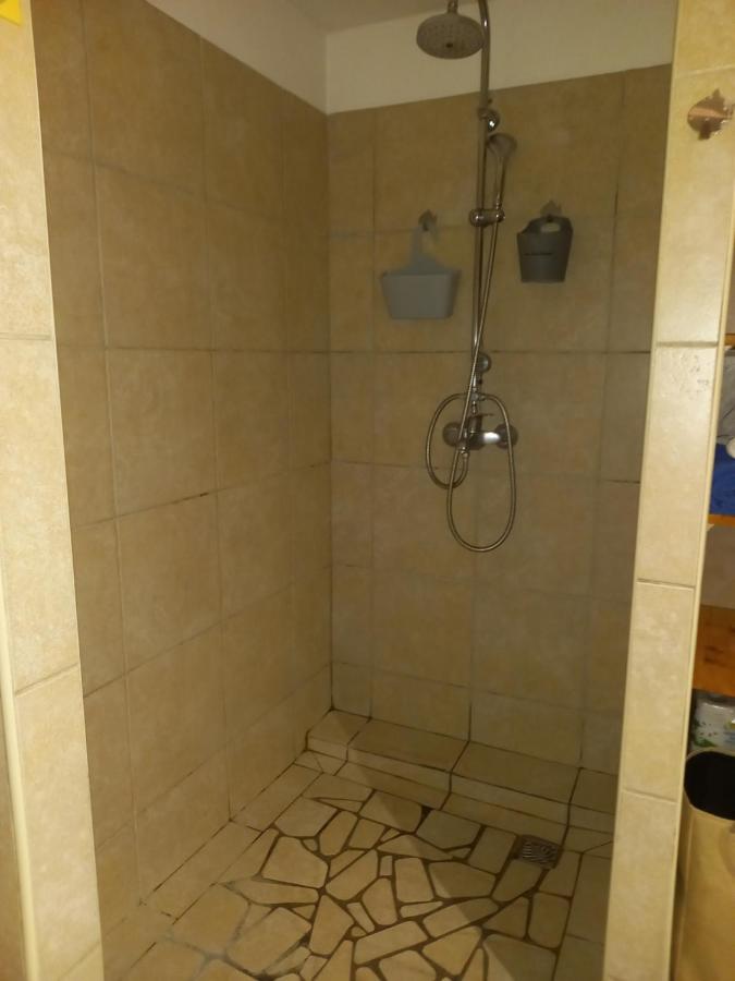 Appartement 2 chambres centre Papeete vue Moorea - 2