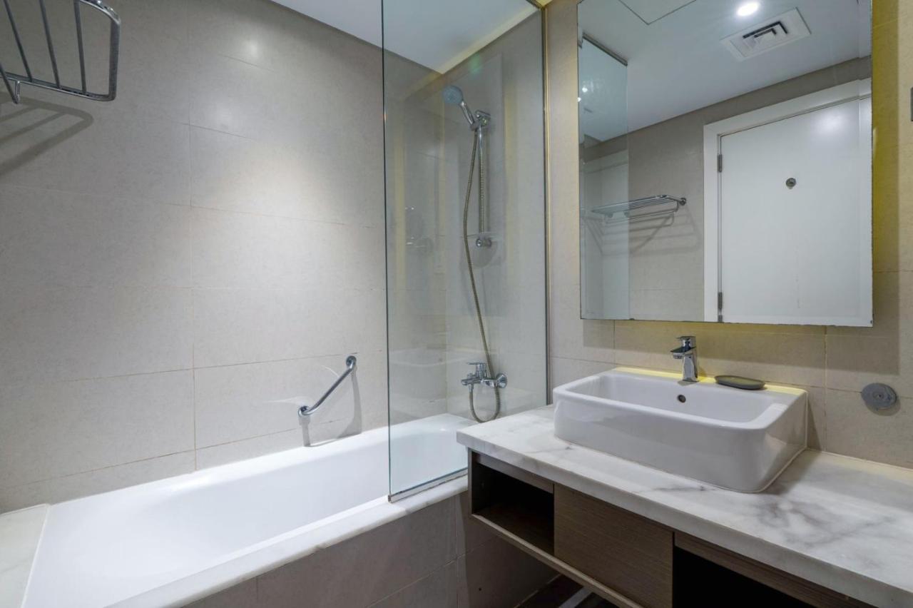 Studio With Canal View - 3