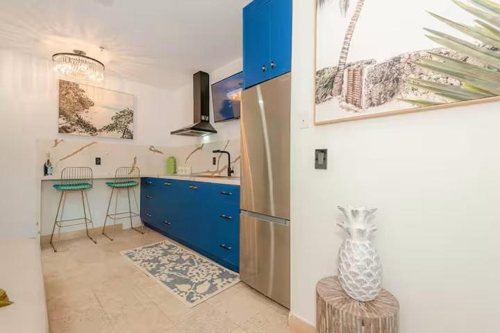 Boardwalk Steps from the Beach - 4