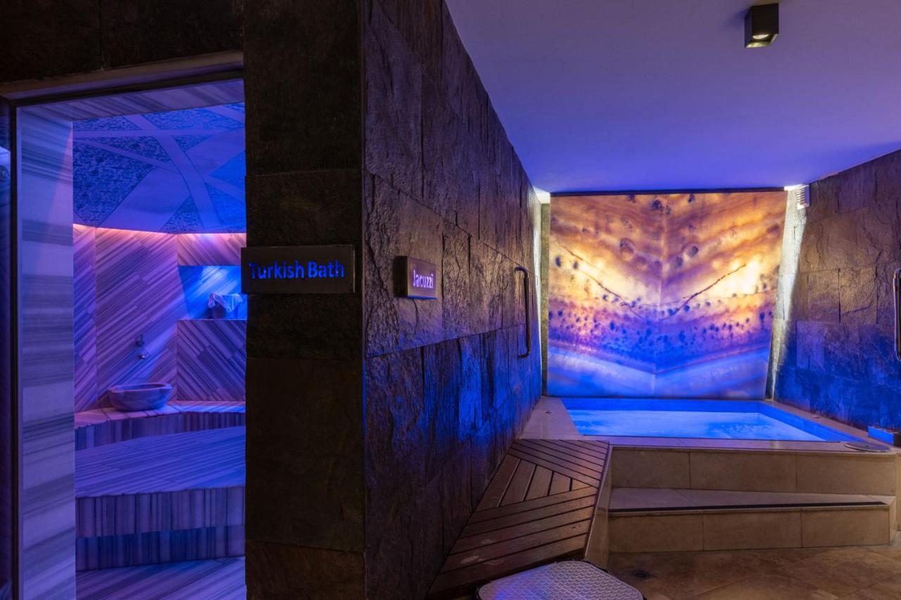 Tulip City Hotel & Spa - 3