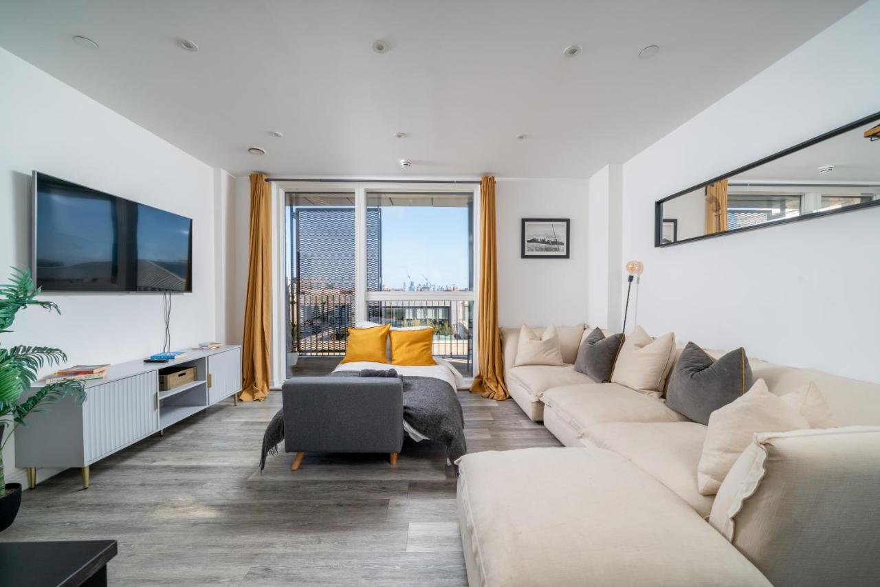 Breathtaking Camberwell Skyline Views - 5