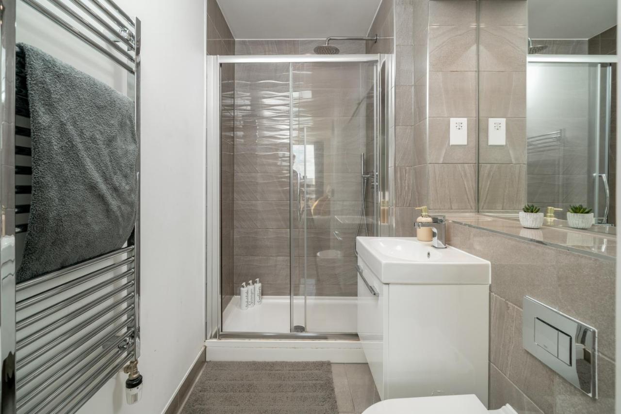 Breathtaking Camberwell Skyline Views - 3