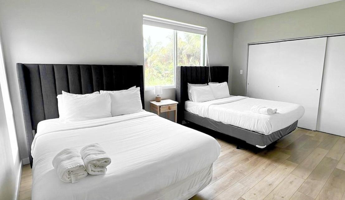 Free Parking 15 Min to Hard Rock Stadium - 4