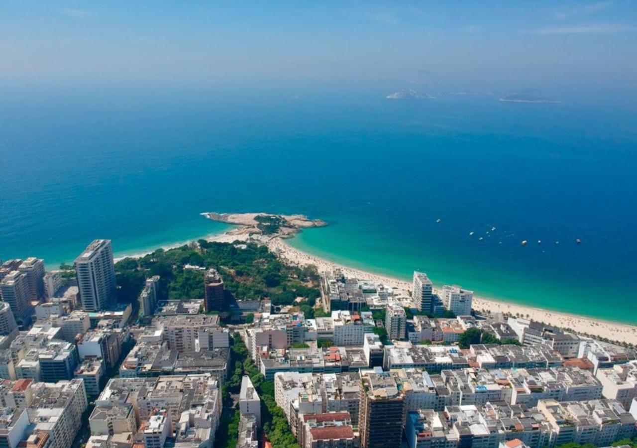 Fullano Guesthouse _ Between Copacabana and Ipanema – Comfortable Private Suites!