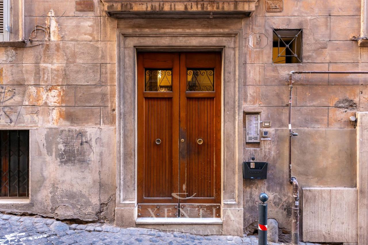 Exentia Stays - Luxury apartment Trevi Fountain - 2