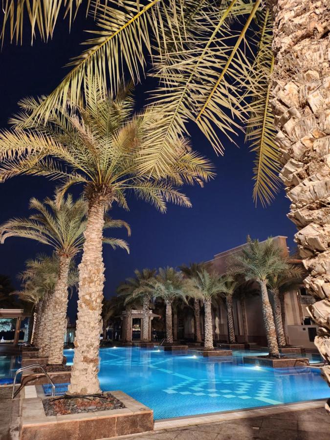 Ramadan Staycay King suite sunset stay sauna beachfront tennis pool and 24h security - 4