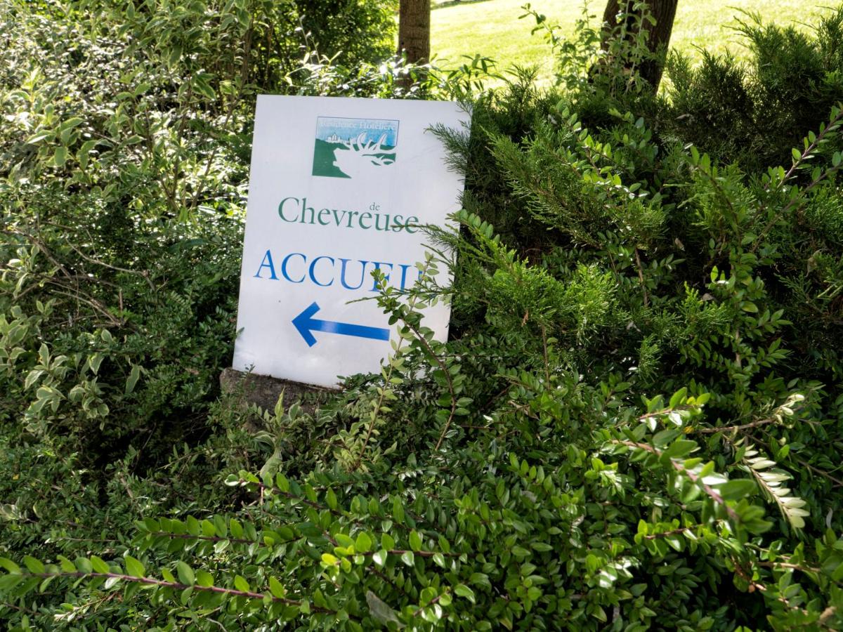 Residence Hotel Les Ducs De Chevreuse Hebergement Repas Pdj シュヴルーズ 21年 最新料金