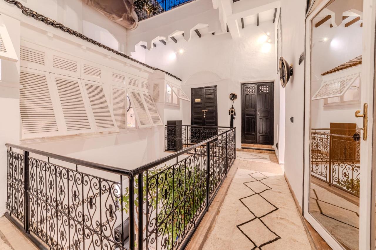 Riad Jebly - Exclusive -Jacuzzi & Breakfast ,10 min walk Jemaa El Fnaa - Panoramic View Rooftop - 5