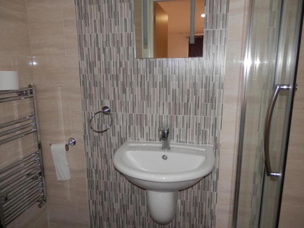 Standart Aile Odası