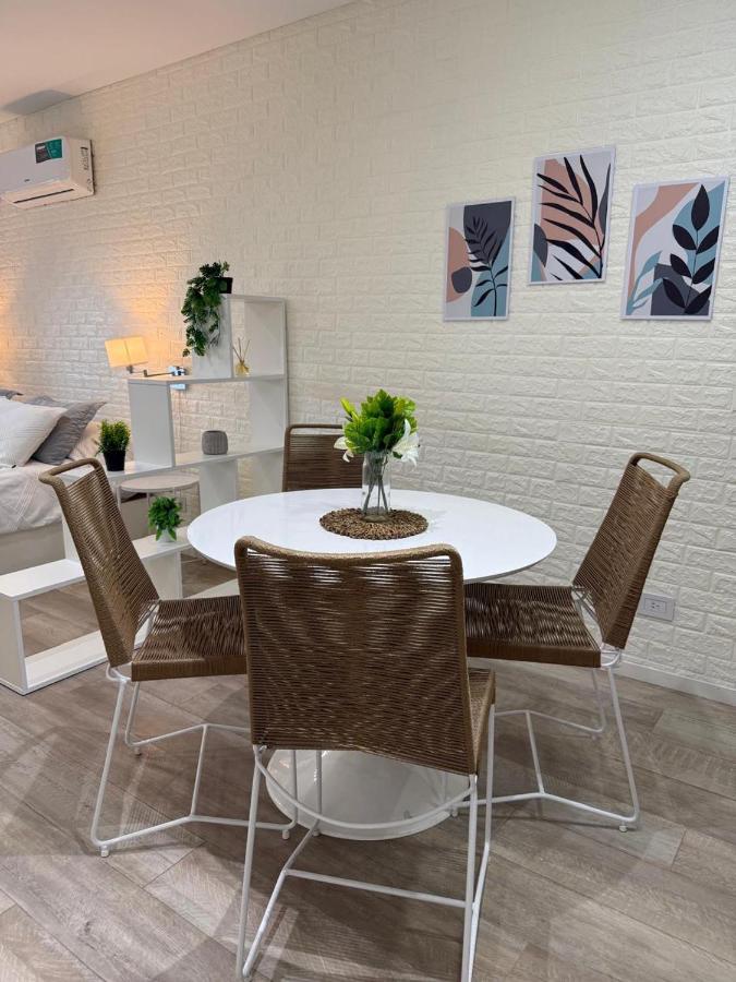 Vivi Palermo Hollywood Movistar Arena Embajadas - 5