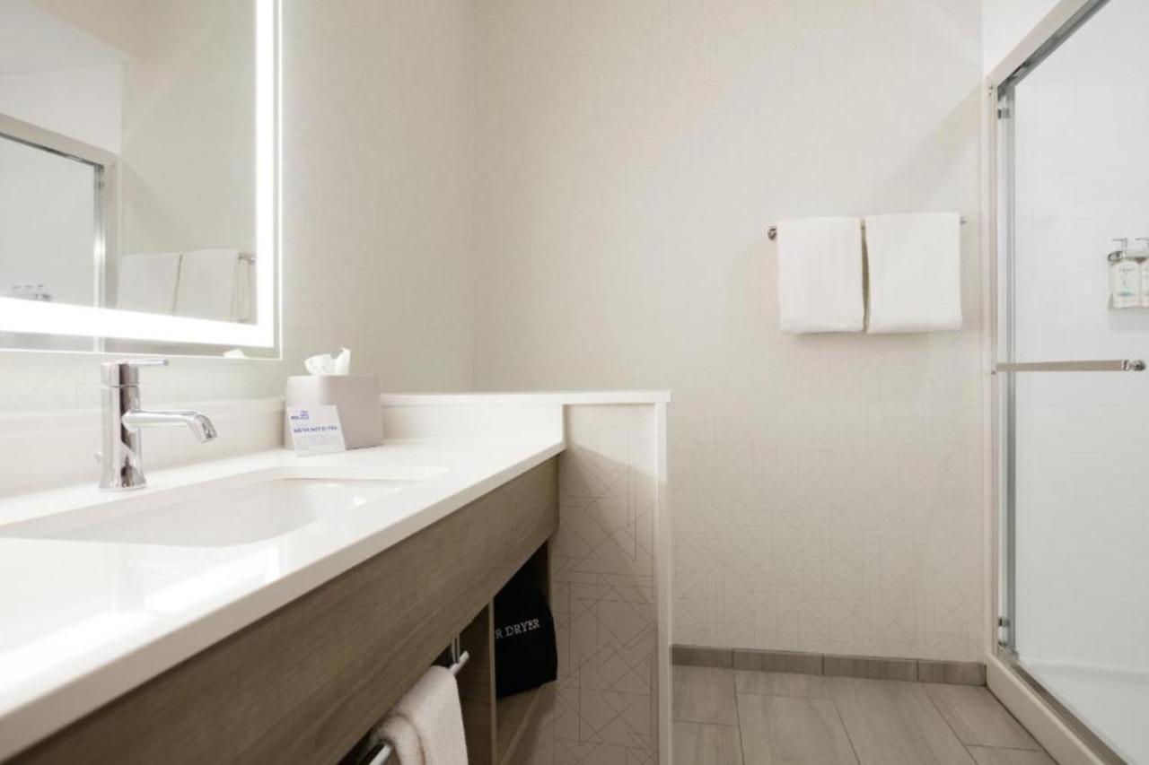 Express Inn Montgomery I-85 — photo 17