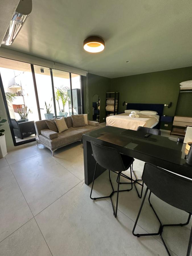 Foster Studio - Park 5 - 5