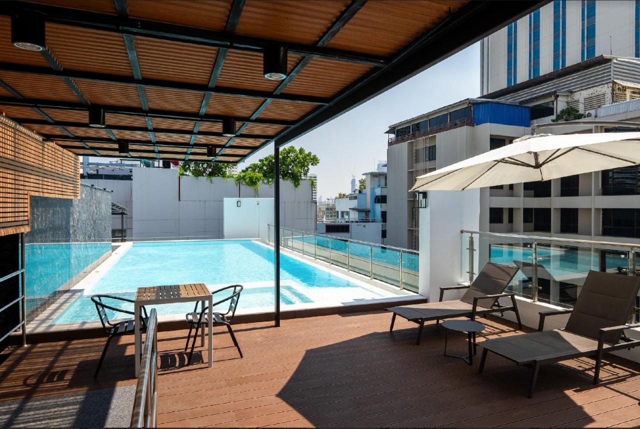 6th Avenue Sukhumvit BKK 409 BTS Asoke Nana MRT Sukhumvit - 4