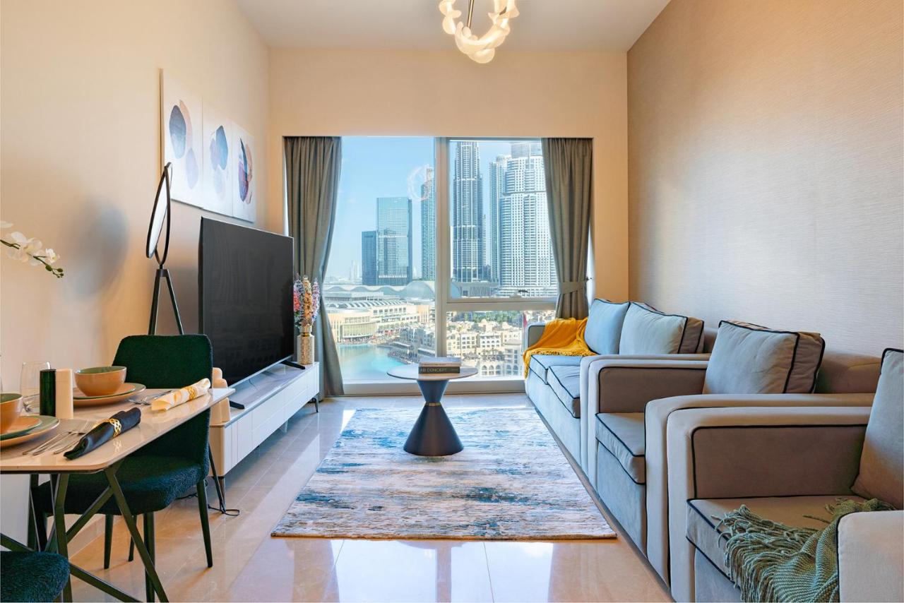 1BR with Full burj khalifa and fountain view - 5