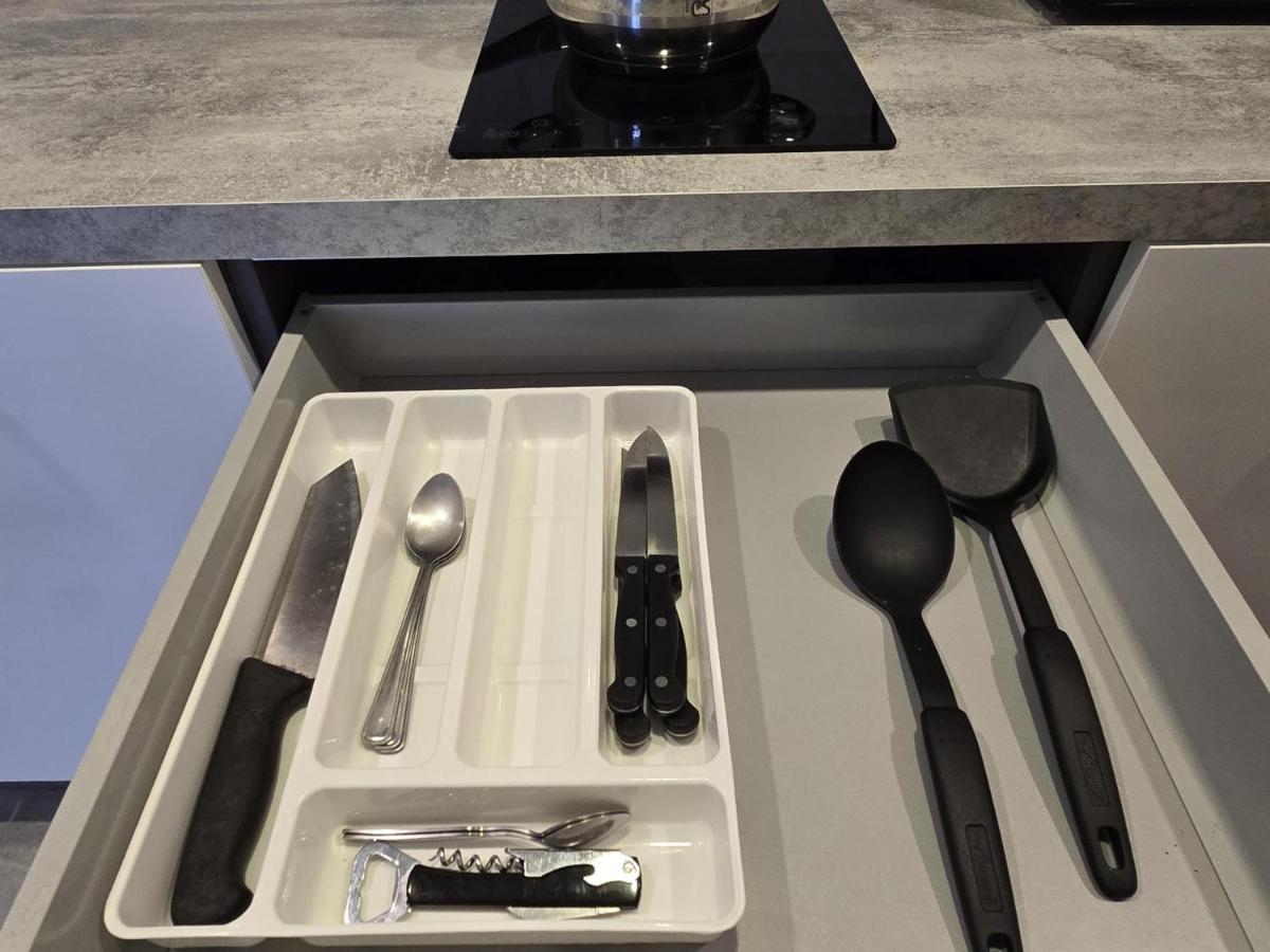 Urban Chill -1 Bedroom (T2-216) - 5