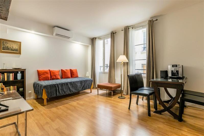 Large Flat Louvre Pont Neuf 48 M2 - 2