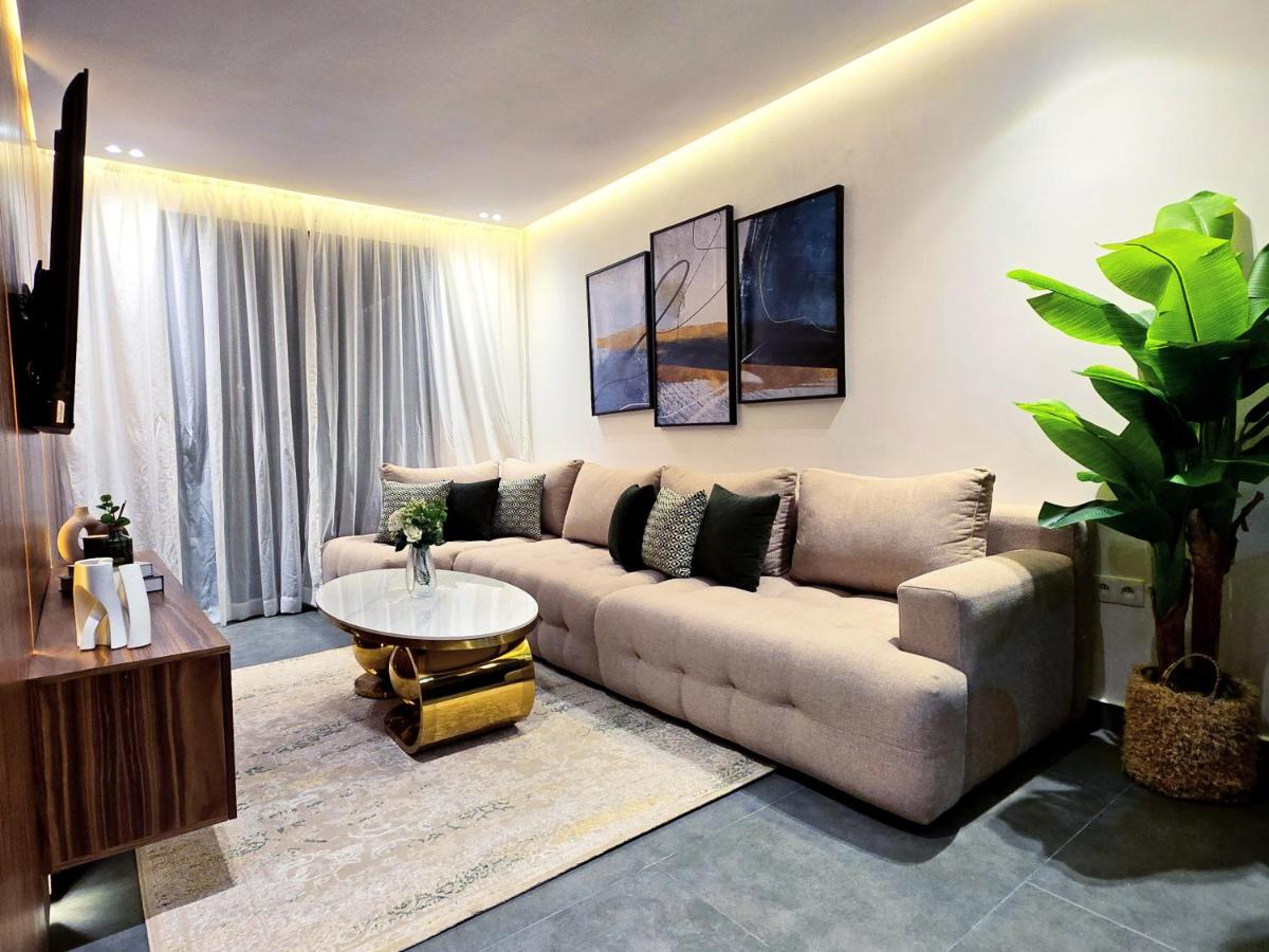 Luxury & Modern Style 1BR, Gueliz-Steps from train - 5