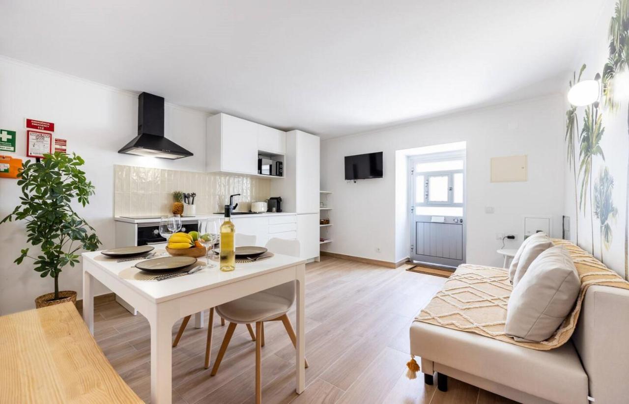 Palm Tree Apartment, Town Centre