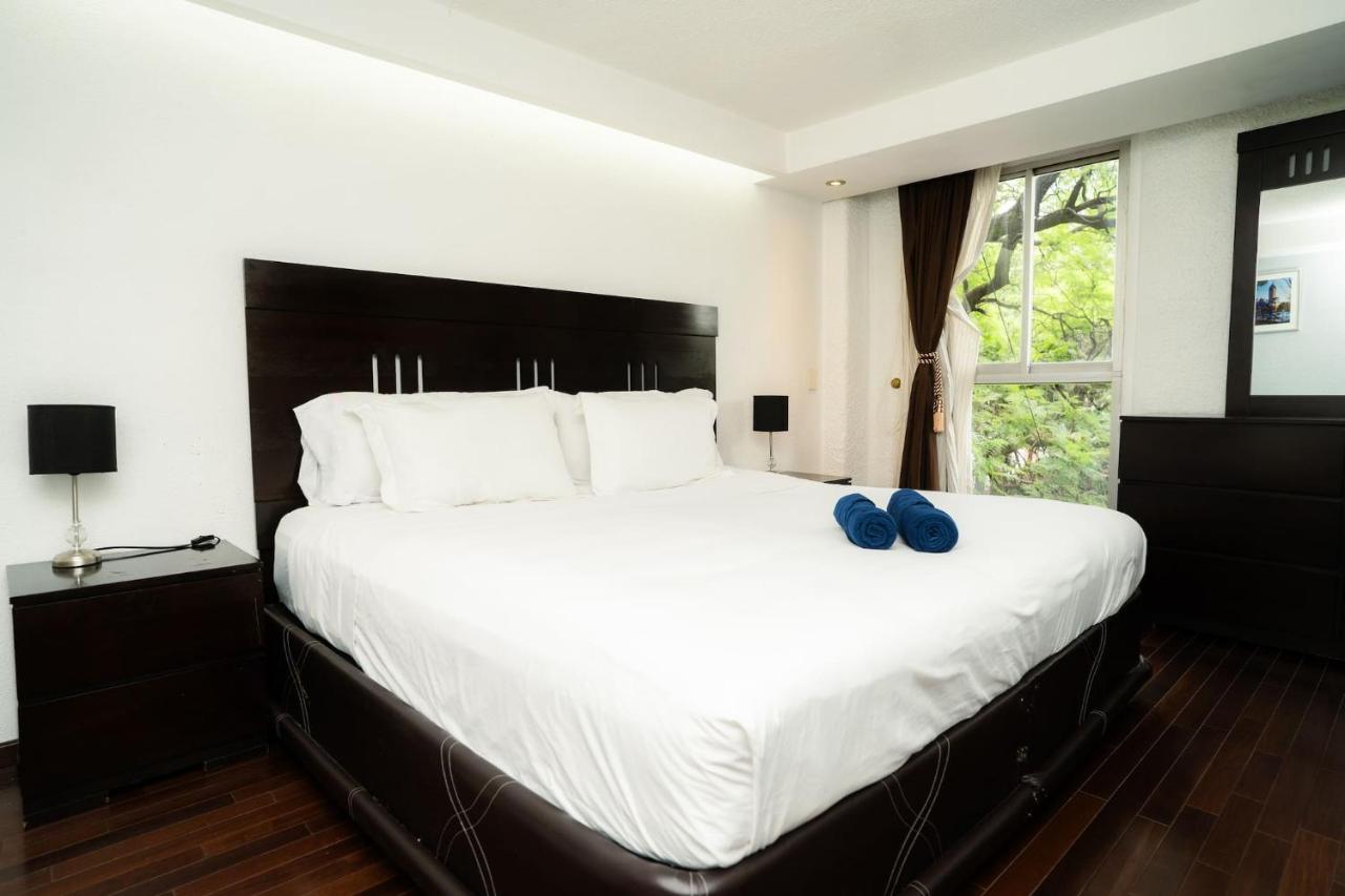 Modern 2BR by iconic Angel de la Independencia - 2