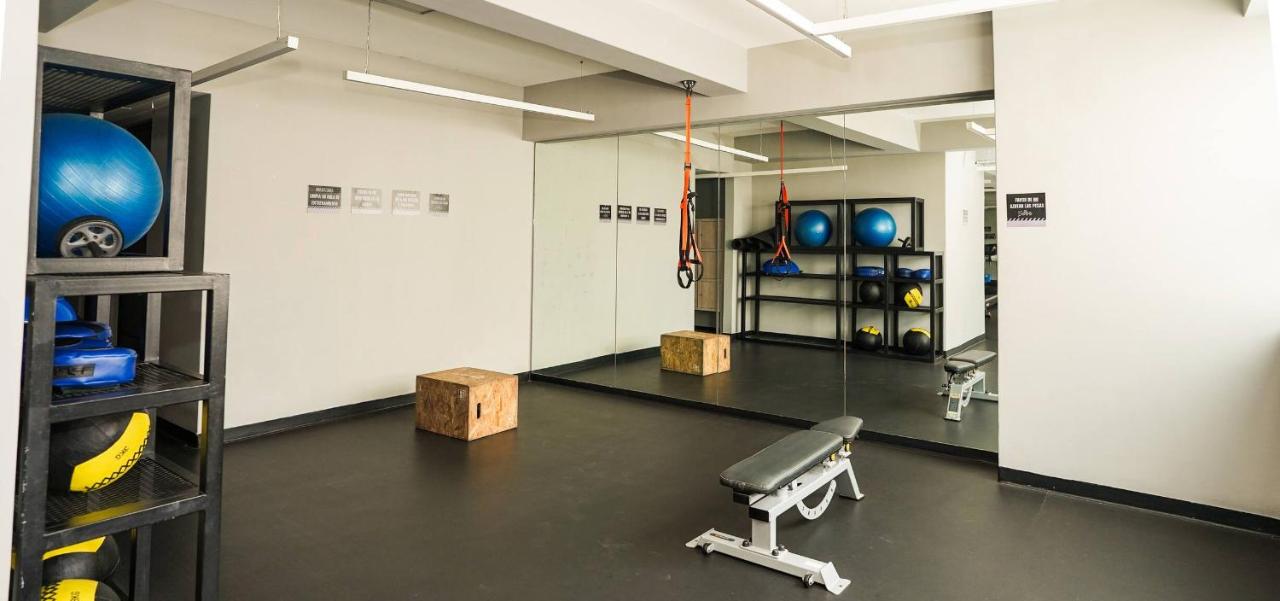 Modern 2 Bedroom Apartment with Gym & Pool in Roma Norte - 2