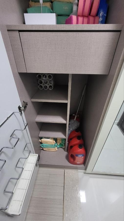 gangnam sinnonhyeon #3418