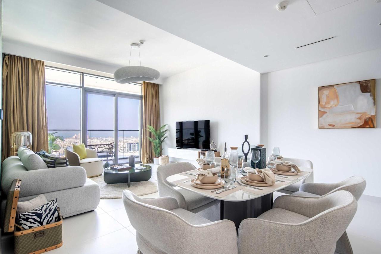 Frank Porter - Marina Vista Tower 2 - 4