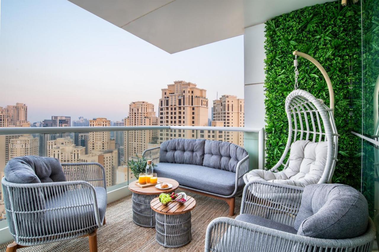 Lux 2BR Beachfront ap with icon Palm view - 3