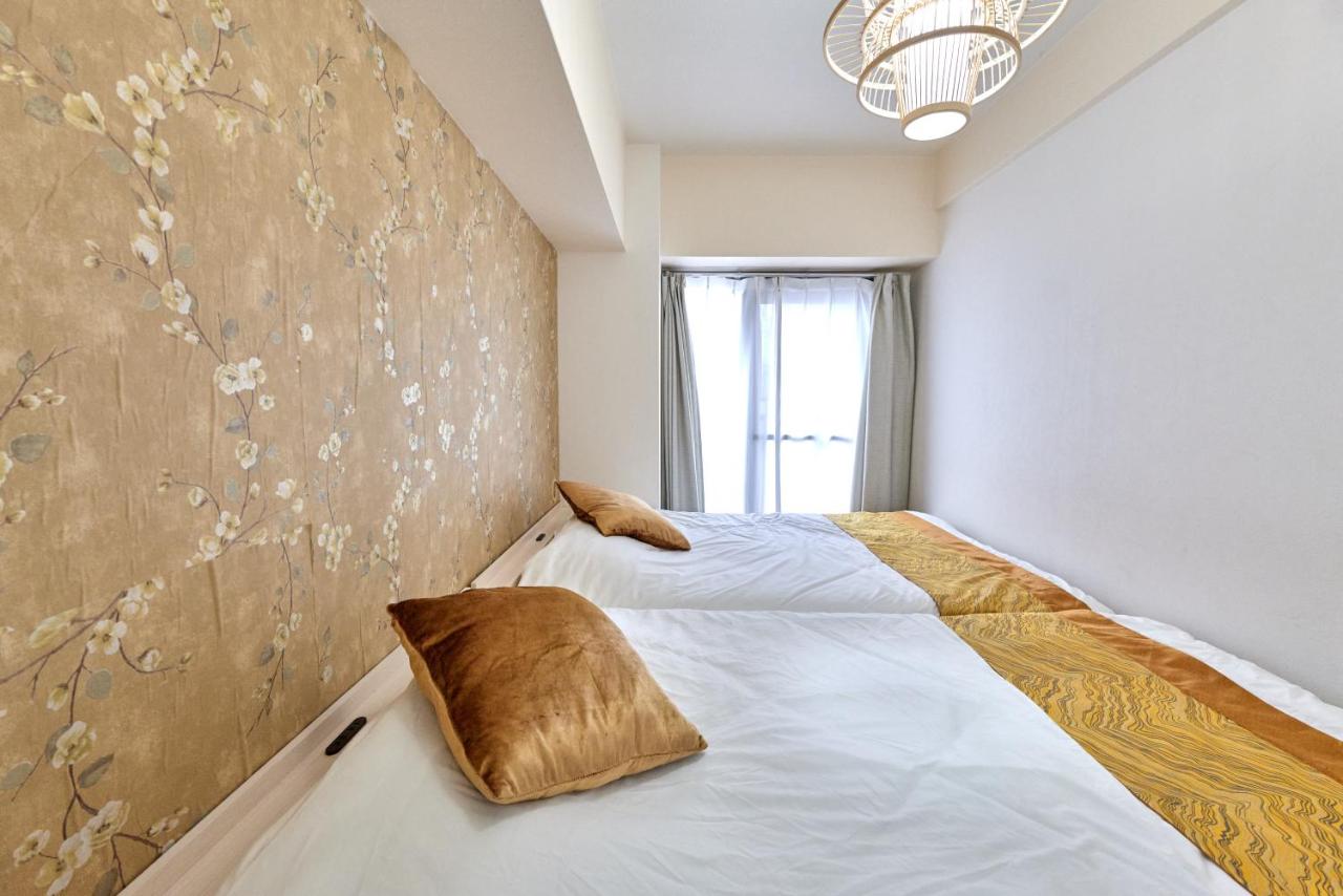 道頓堀- USJ 35m, Dotonbori 15m , Direct to Umeda - XS39