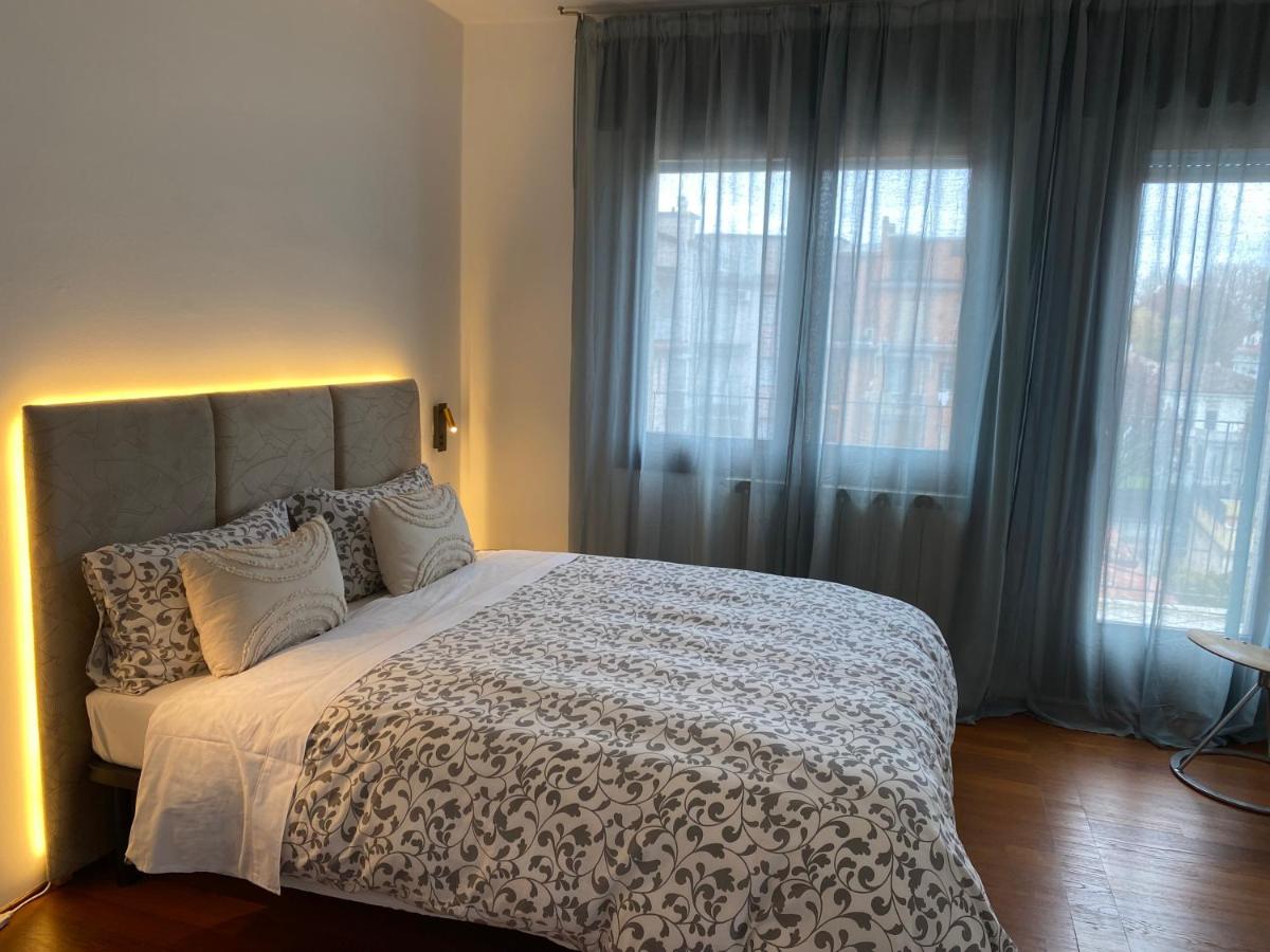 Attic Mestre Station no lift - 3