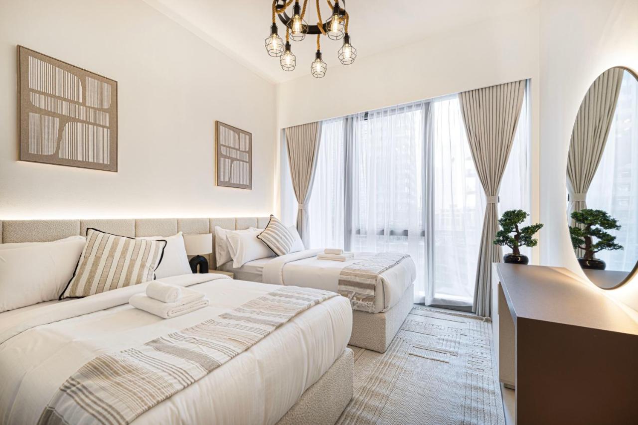 Luxury Grande Suites by Hostiva - Full City View - 5