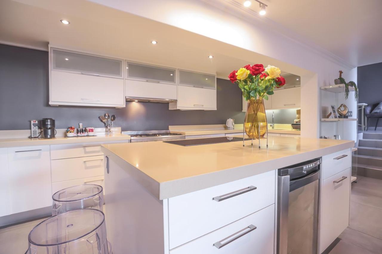 The Atlantic DonReal Guesthouse - 4