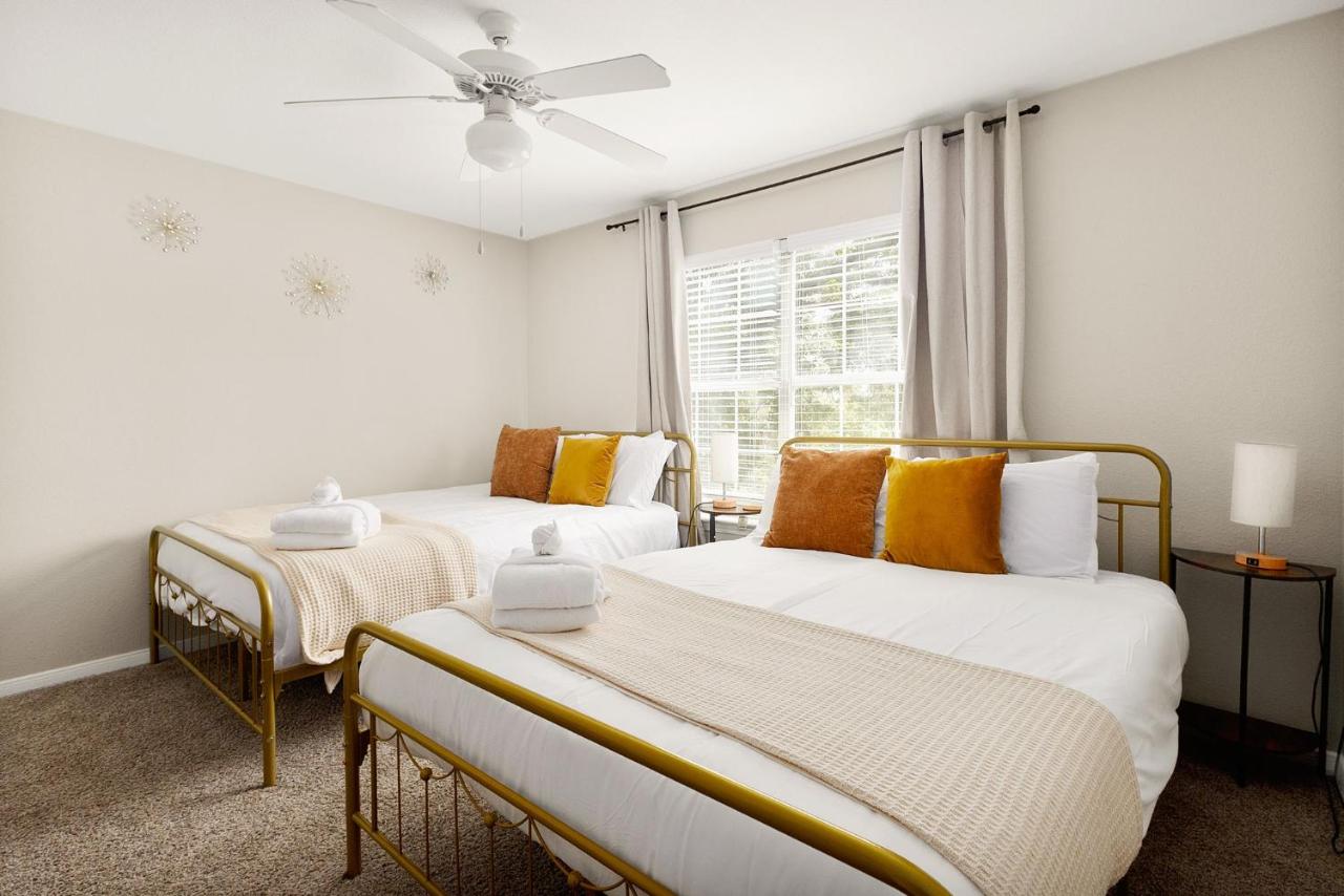 ATX Retreat Close to UT, DT & Lady Bird Lake - 2