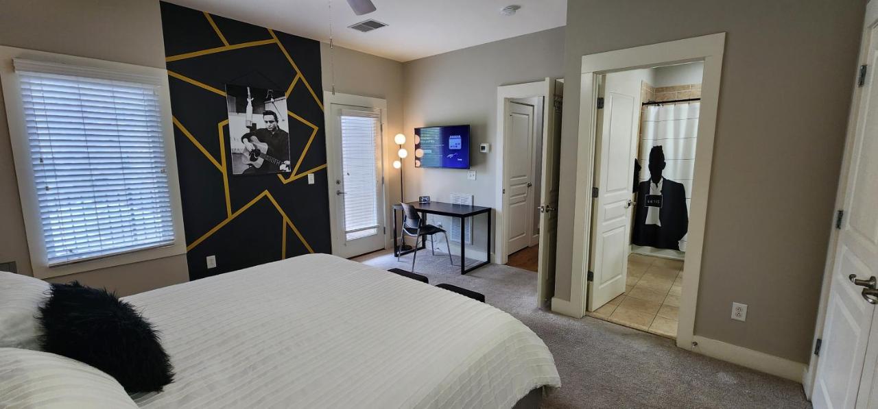 Cashville - Stylish Condo Minutes from Broadway - 5