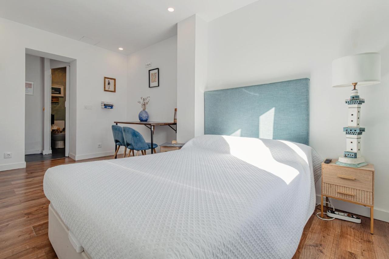 The Coolest Place near the airport! - 3