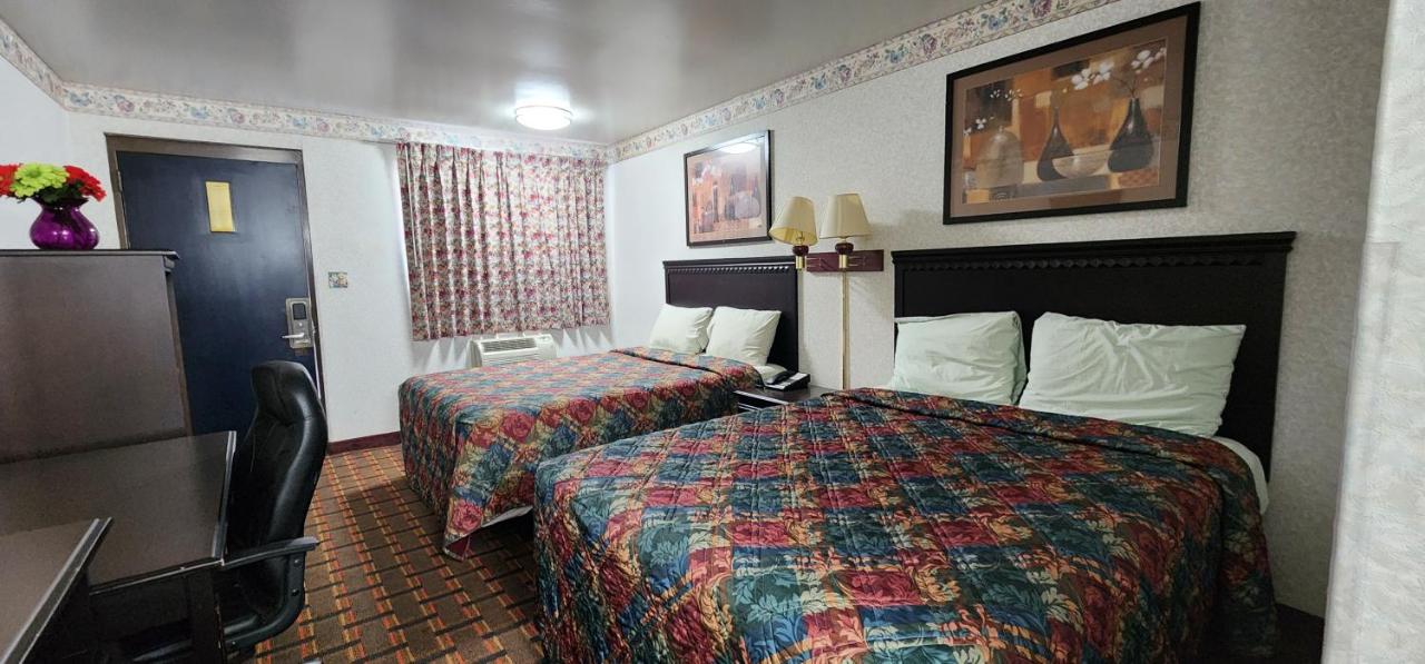 Turnpike Motel — photo 7