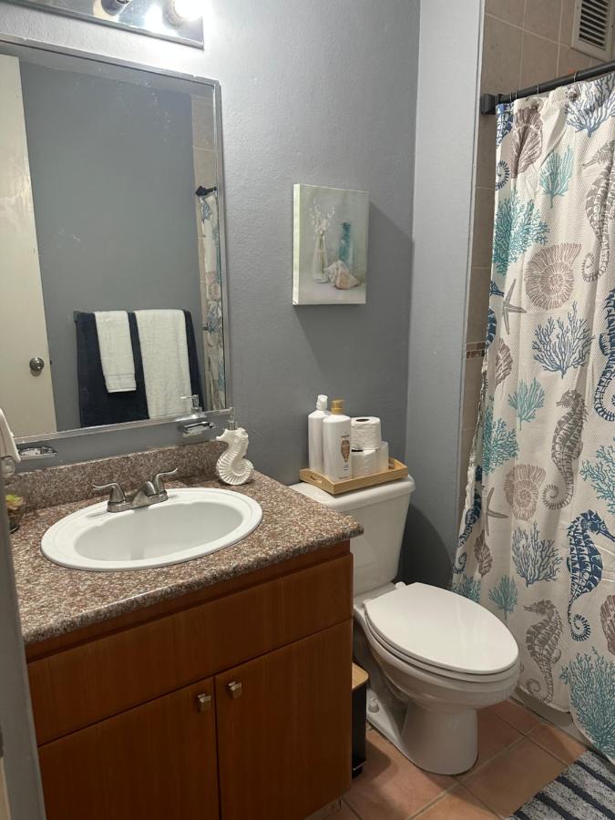 Beach and pool access apartment - 3