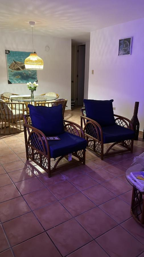 Beach and pool access apartment - 5