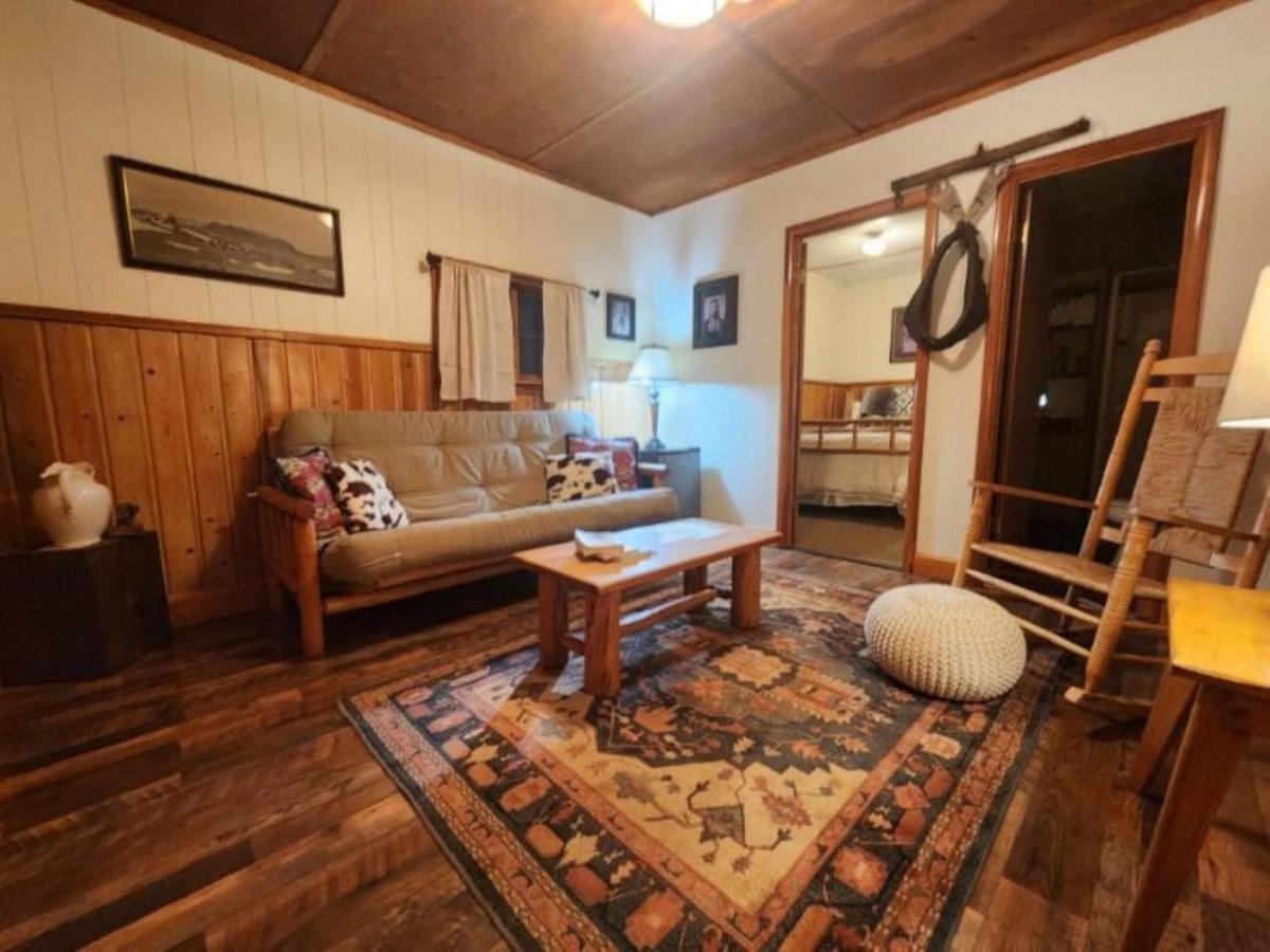 Bear Creek Ranch Bed & Breakfast, Essex — photo 12