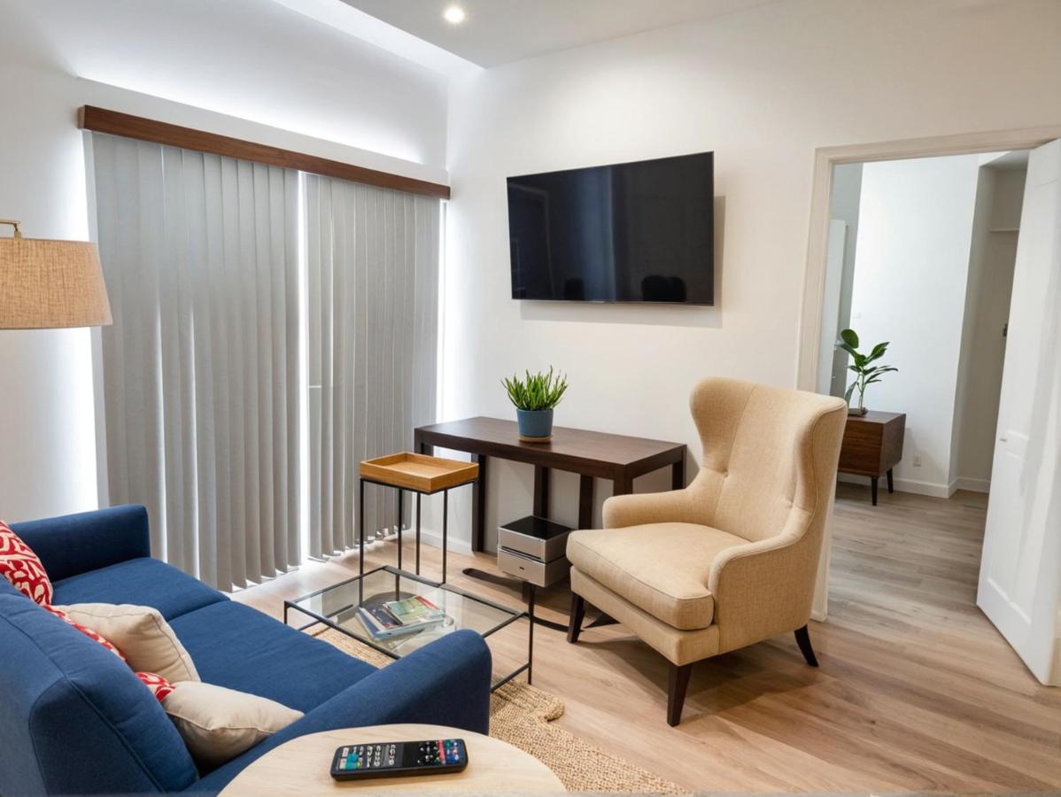 Comfortable LA Haven near Great Dining & Nightlife