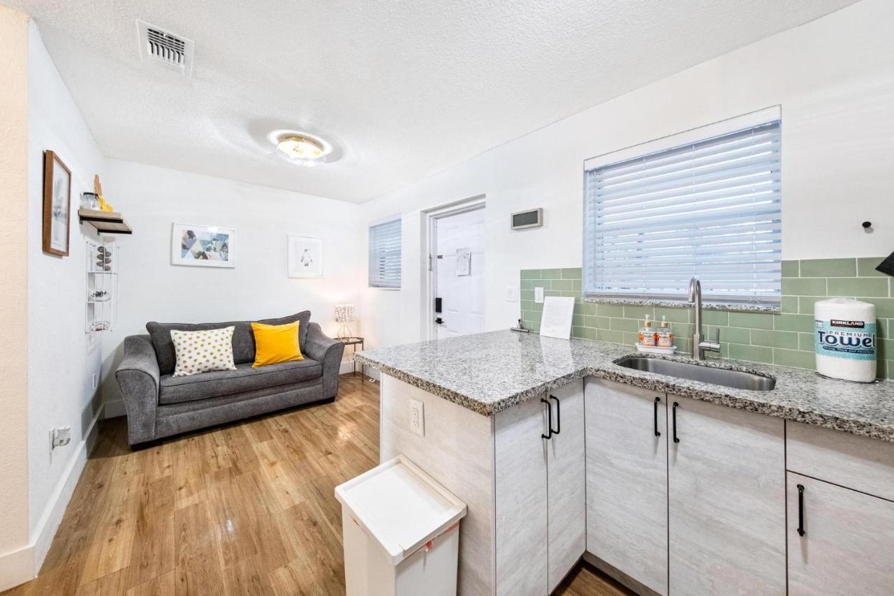 CASA MARE 1BR Steps from the Ocean - 5