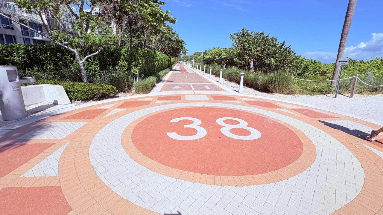 Authentic Art Deco Steps to Beach & Free Parking - 4