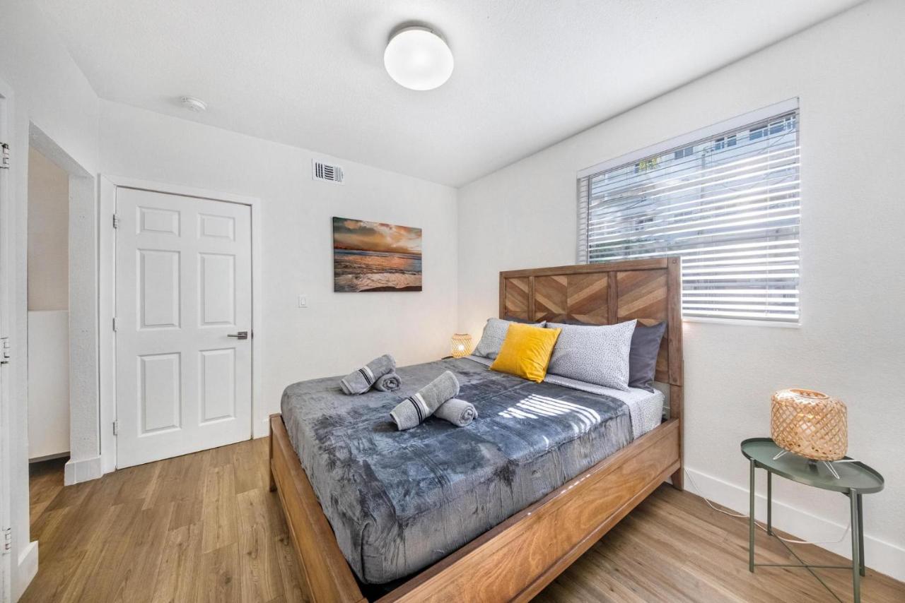 Art Deco Escape Steps to Ocean & Free Parking - 5