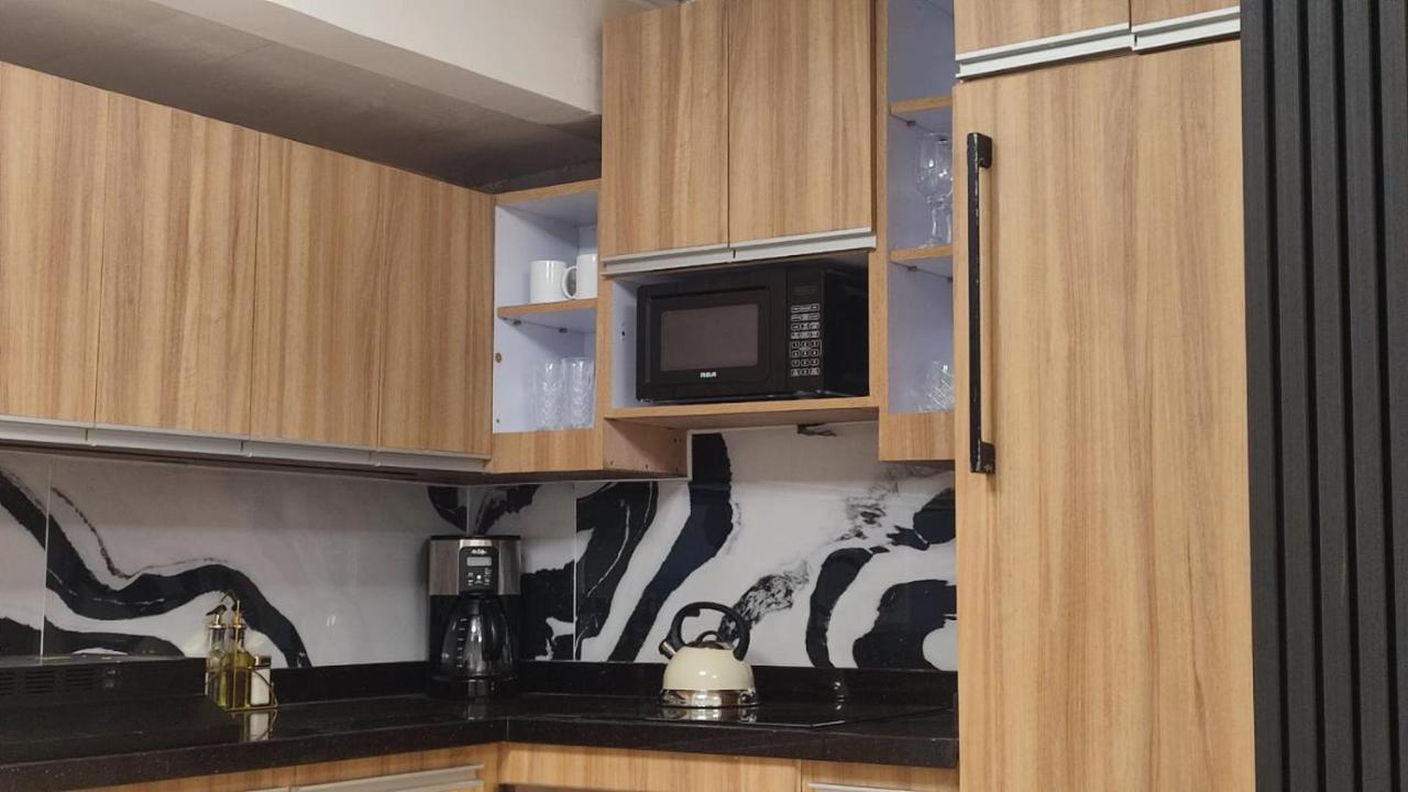 Jazmin's Apartments - 3