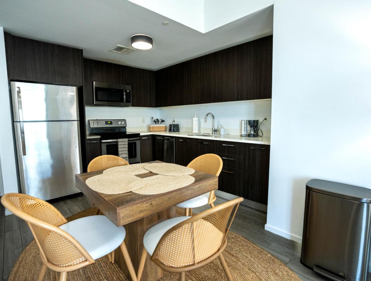 Downtown Miami 2BR Retreat - Walk to Bayside & Port - Sleeps 6 - 5